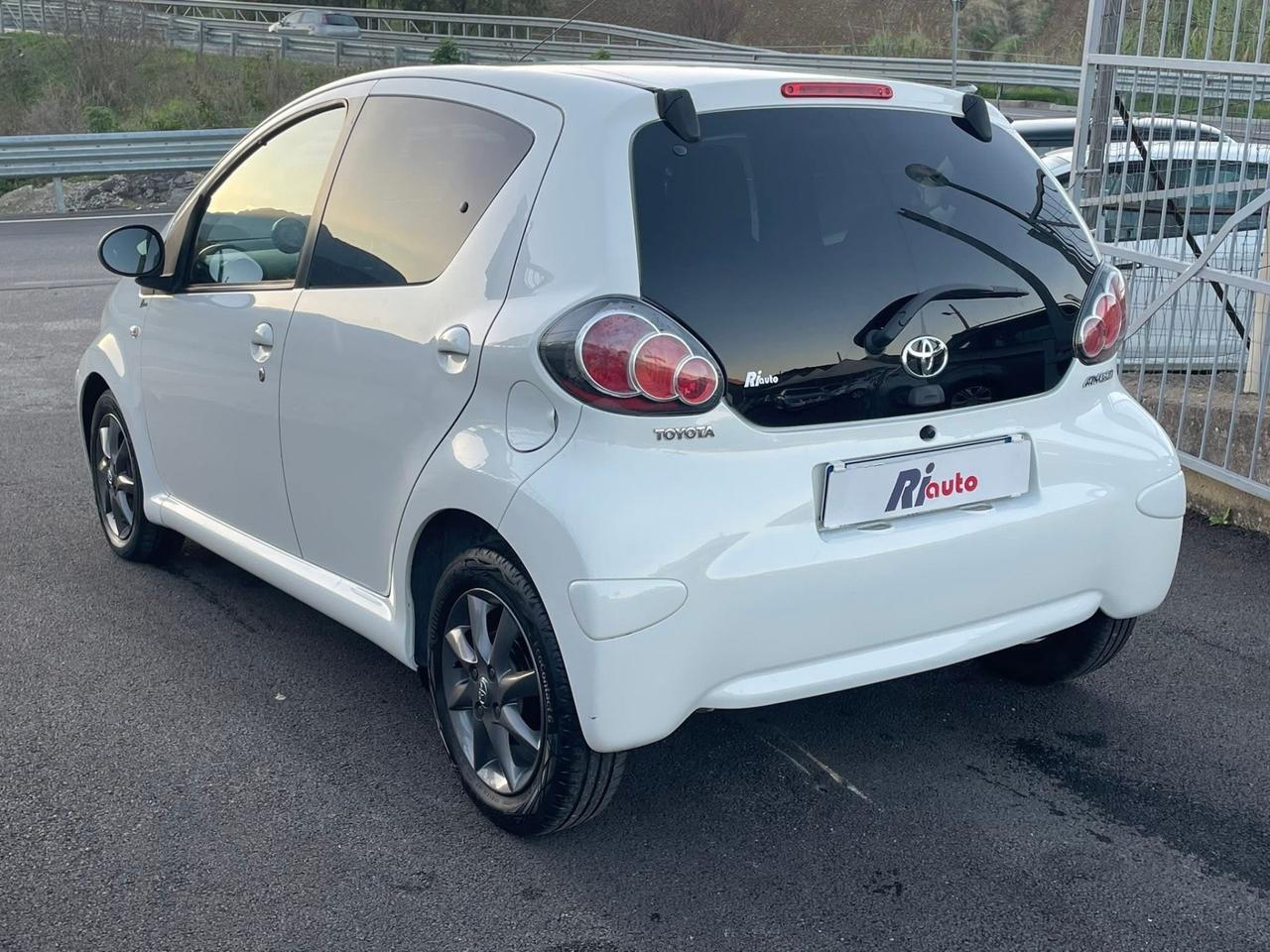 Toyota Aygo 1.0 5 porte