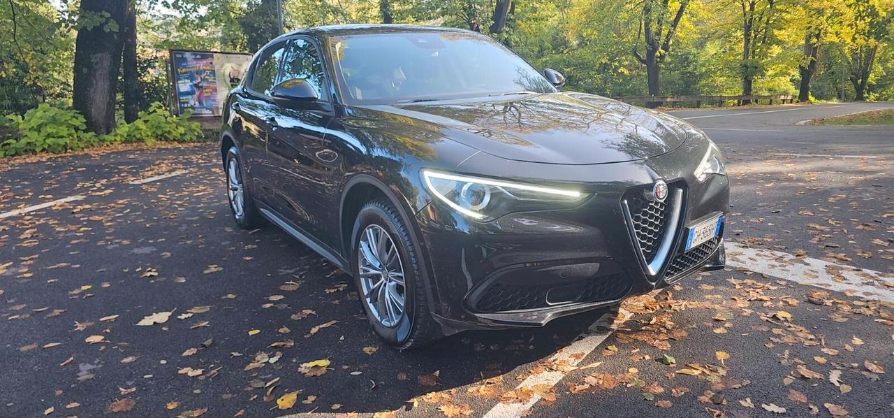 Alfa Romeo Stelvio 2.2 Turbodiesel 190 CV AT8 Q4 Business