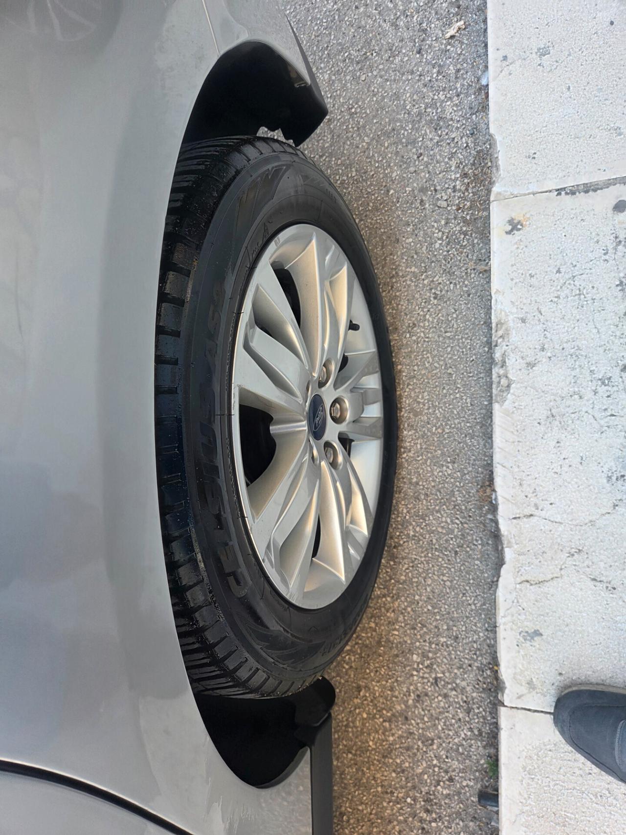 FORD FOCUS BERLINA 1.6 TDCI 115 CV KMCERTIF