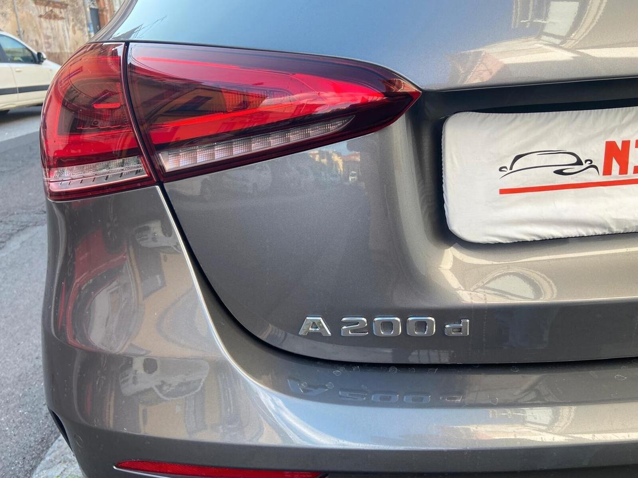 Mercedes-benz A 200 d Premium AMG