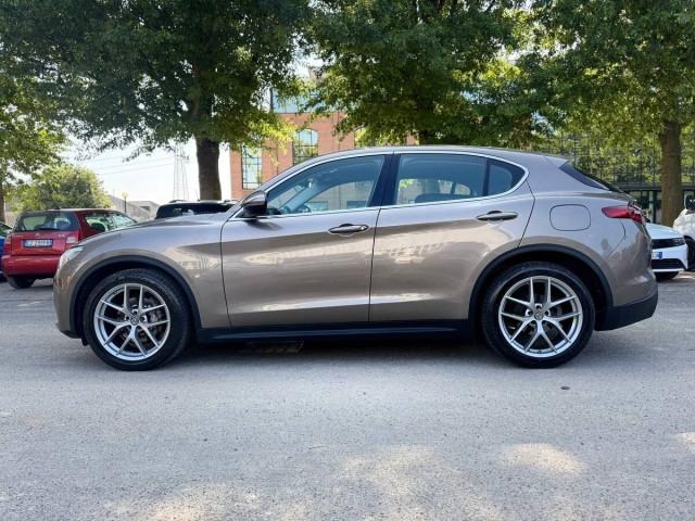 Alfa Romeo Stelvio 2.2 t Business rwd 180cv auto
