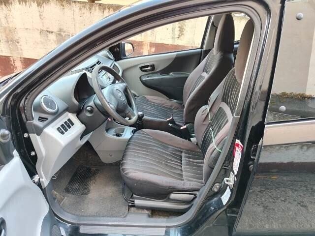Nissan Pixo 1.0 5 porte CLIMA UNIPRO