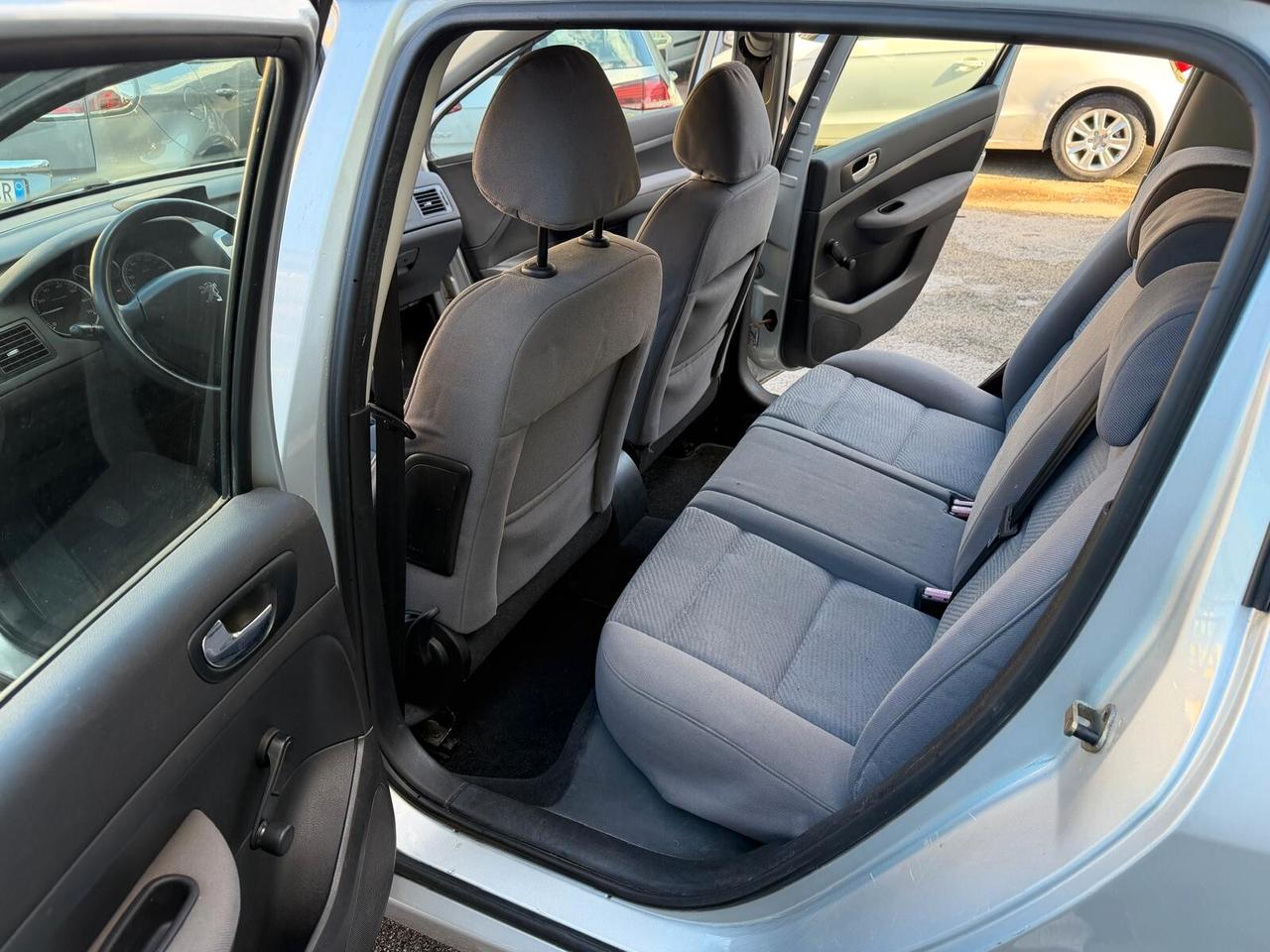 Peugeot 307 1.4 16V 5p. XT