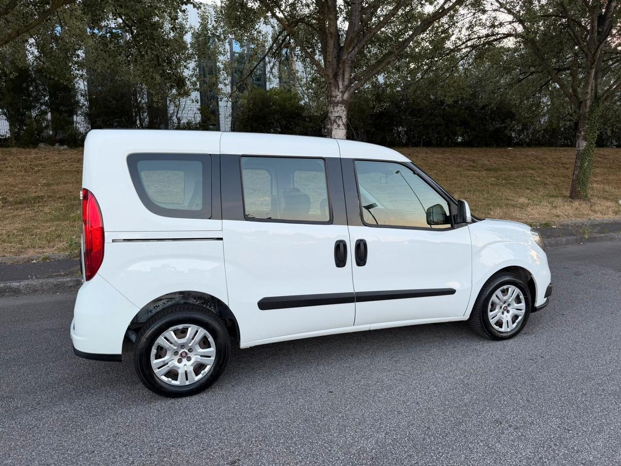 Fiat Doblo Doblò 1.6 MJT PC Combi N1 SX E5+