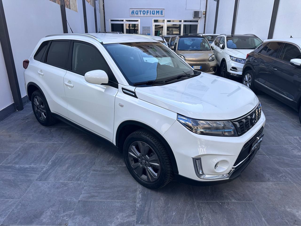 Suzuki Vitara 1.4 Hybrid Top