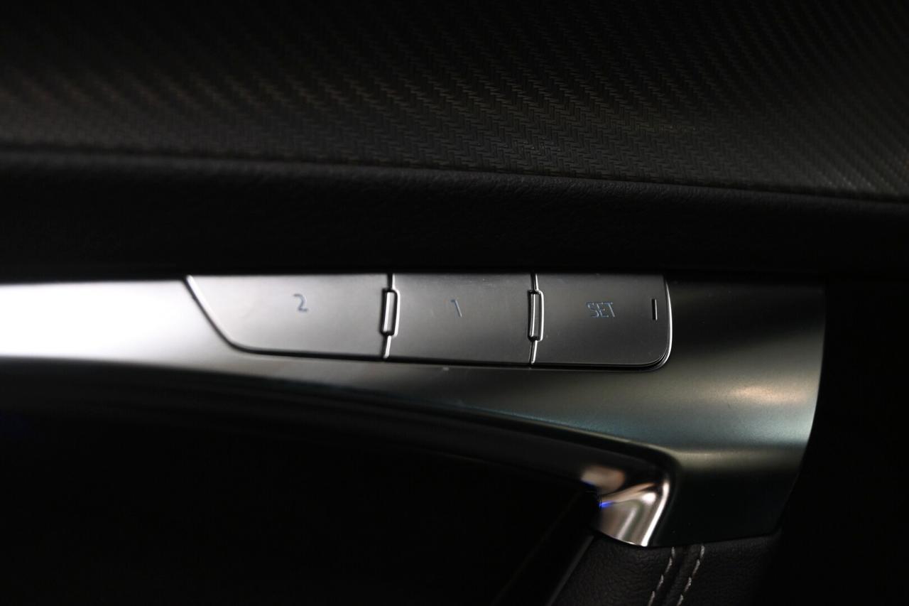 AUDI A6 5ª serie RS 6 Avant 4.0 TFSI V8 quattr...