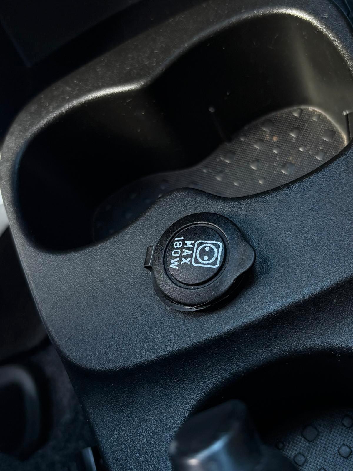 Panda 1.0 FireFly Hybrid City 5 Posti