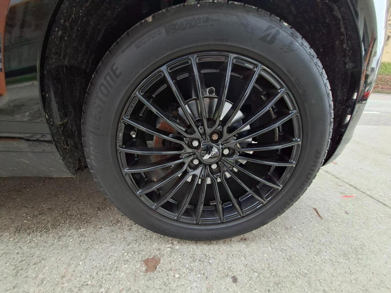 Land Rover Range Rover Velar 2.0d i4 SE 180cv 24 mesi garanzia