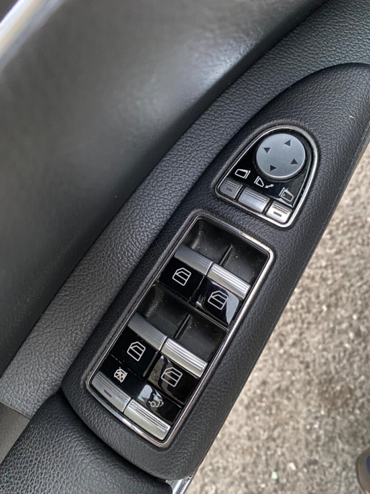 Mercedes-Benz S320 CDI V6 235cv 4Matic Avantgarde