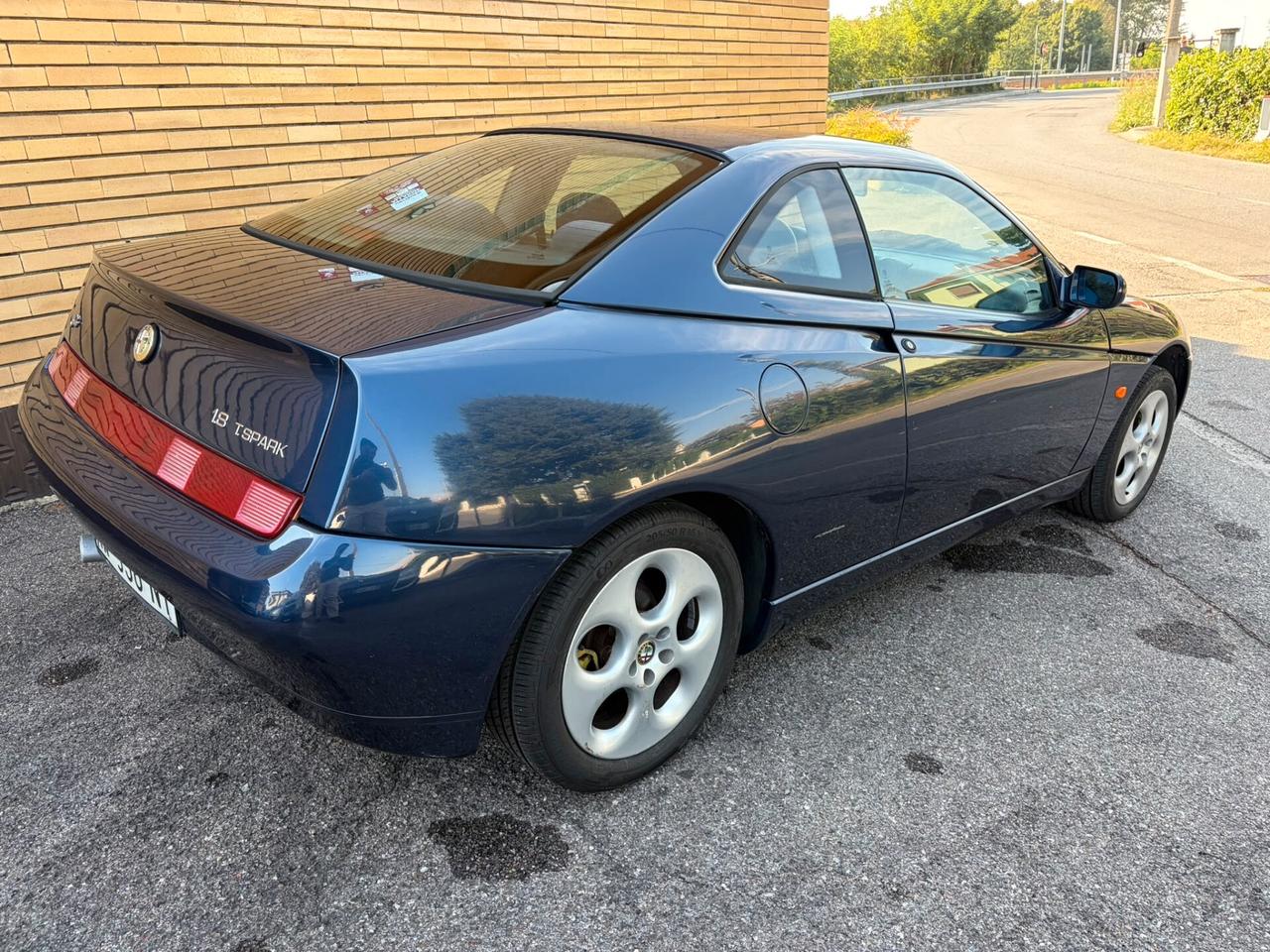 Alfa Romeo GTV 1.8i 16V Twin Spark cat