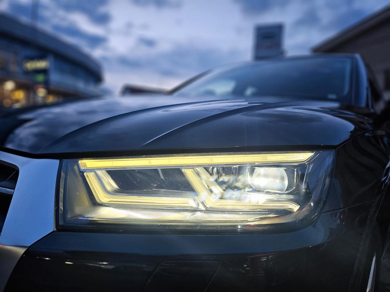 Audi Q5 2.0 TDI Quattro S tronic line plus 190 cv