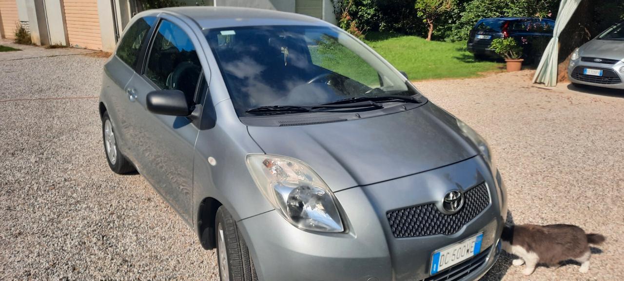 Toyota Yaris 1.3 3 porte