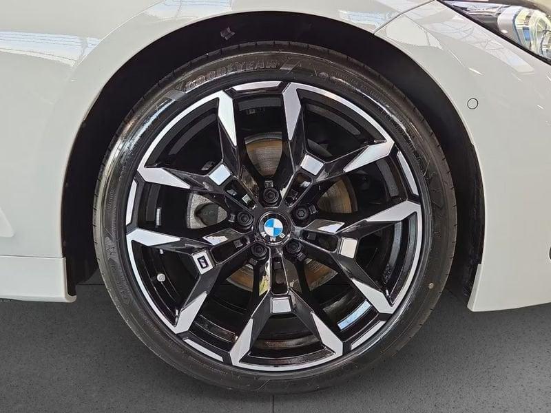 BMW Serie 3 320d 48V MSport Touring auto 19" Gancio Camera 360°