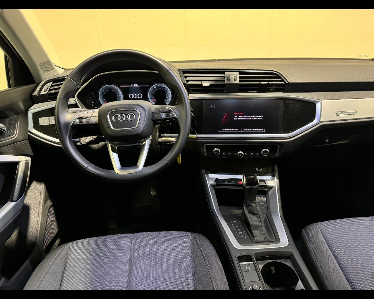 AUDI Q3 35 TDI S-TRONIC BUSINESS ADVANCED