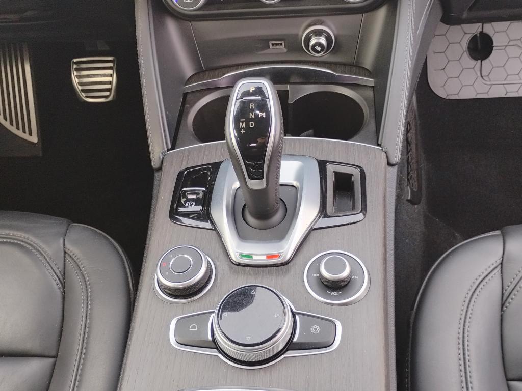 Alfa Romeo Stelvio 2.2 t Ti Q4 210cv.CERCHI 19.PELLE.SEDILI MEMORIE