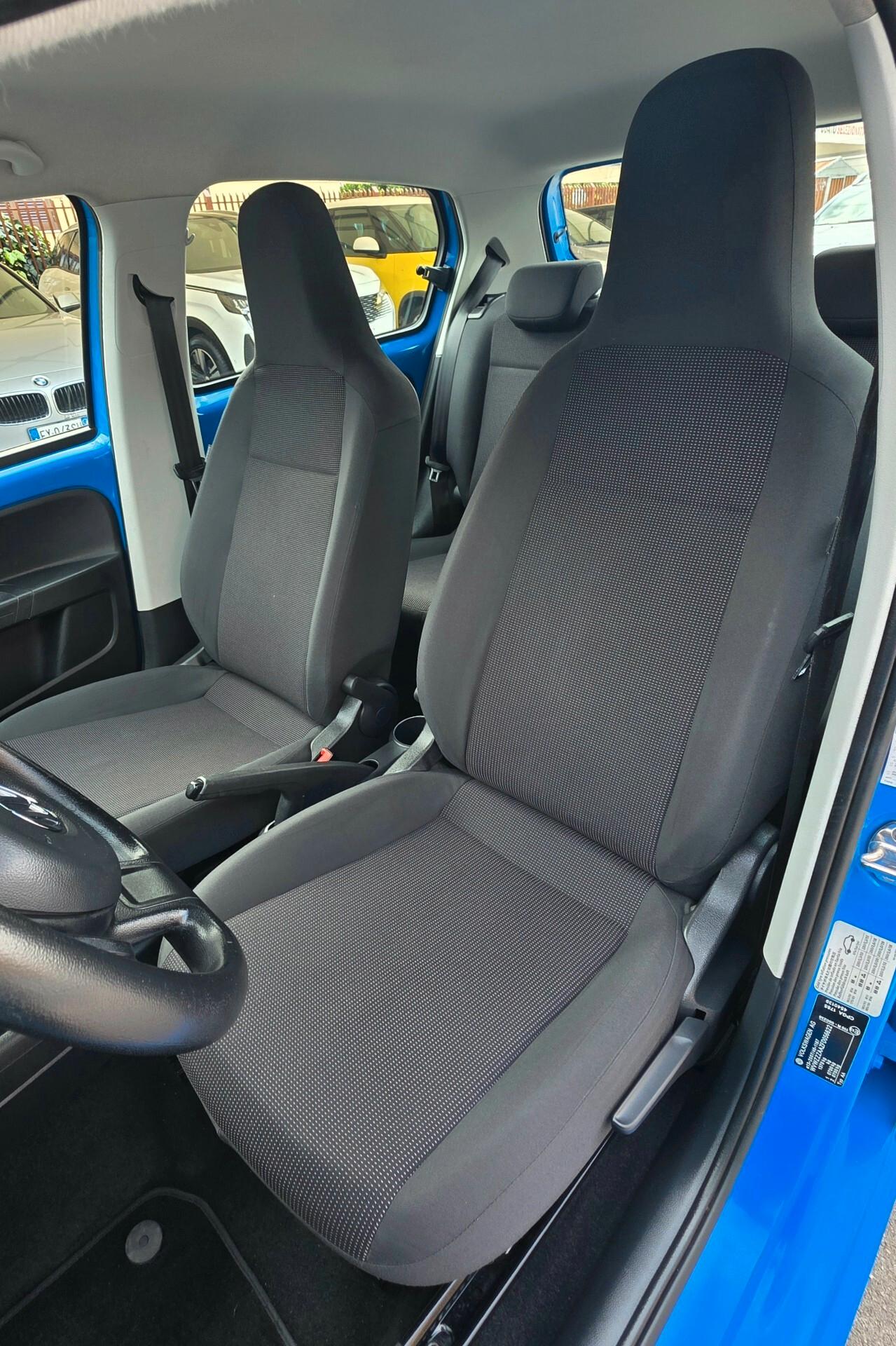 Volkswagen up! 1.0 Benz/ Metano 2015