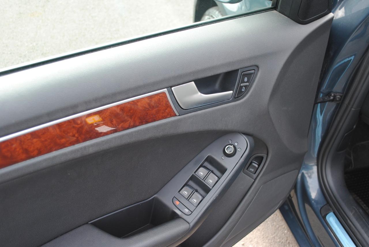AUDI A4 2.0 TDI 143 CV OK NEOPATENTATI