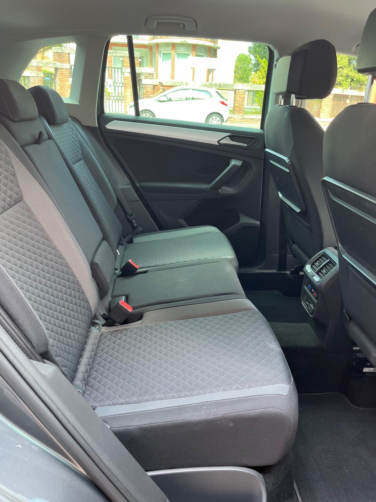 Volkswagen Tiguan 2.0 TDI SCR 4MOTION Sport BlueMotion Technology