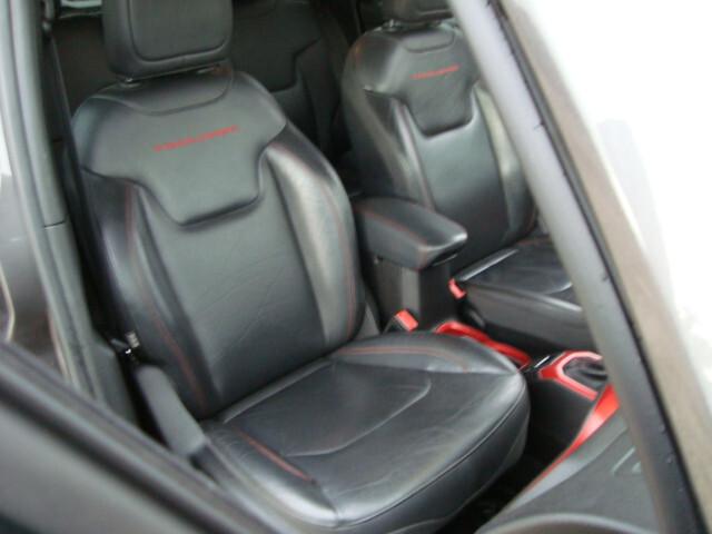 Jeep Renegade 2.0 Mjt 170CV 4WD Active Drive Low Trailhawk