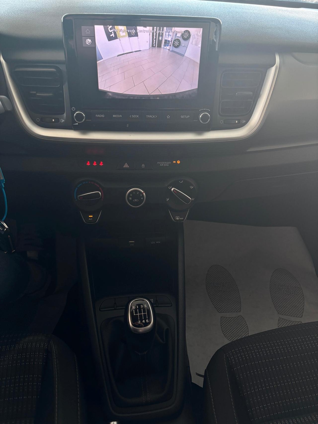Kia Stonic 1.0 T-GDi 100 CV MHEV iMT Style