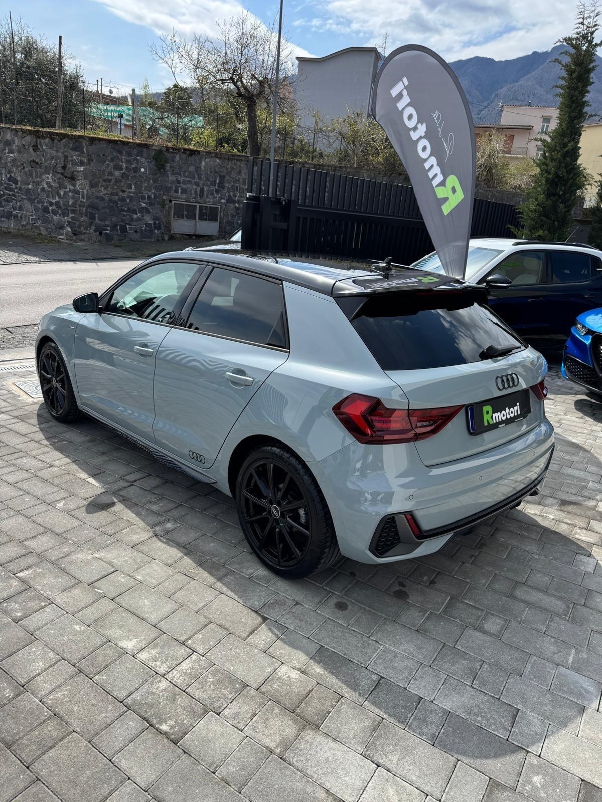 Audi A1 SPB 30 TFSI S tronic Identity Black