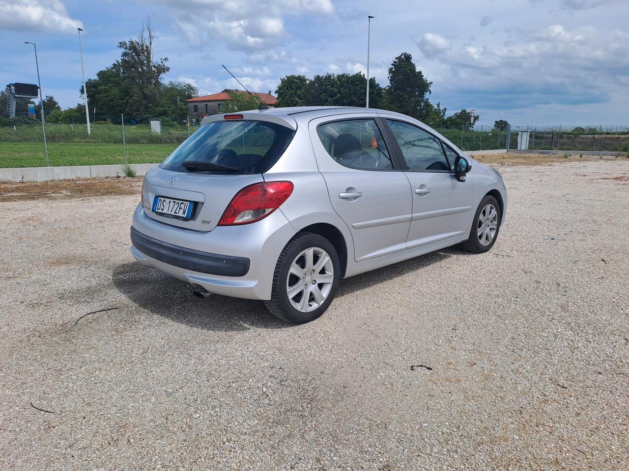 Peugeot 207 1.6 HDi 90CV 5p. XS