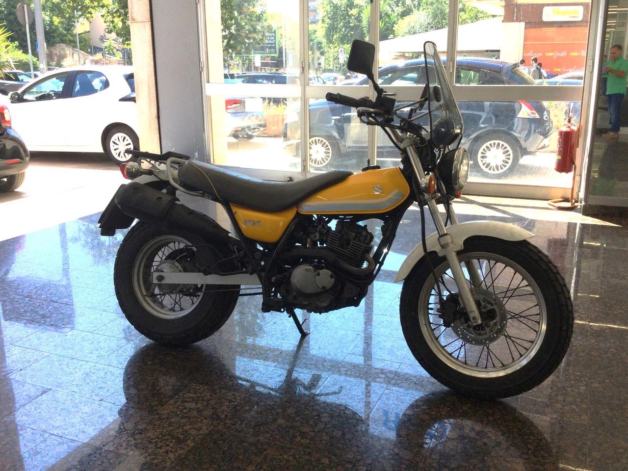 Suzuki RV 125 VanVan