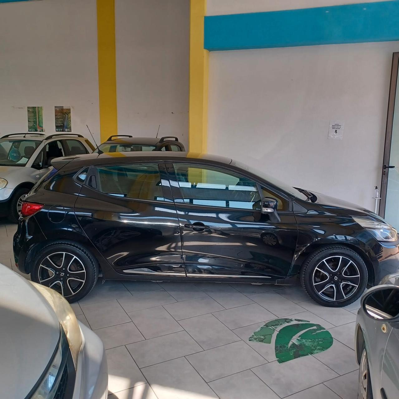 153688KM CLIO 1.2 PER NEOPATENTATI OTTIMO STATO