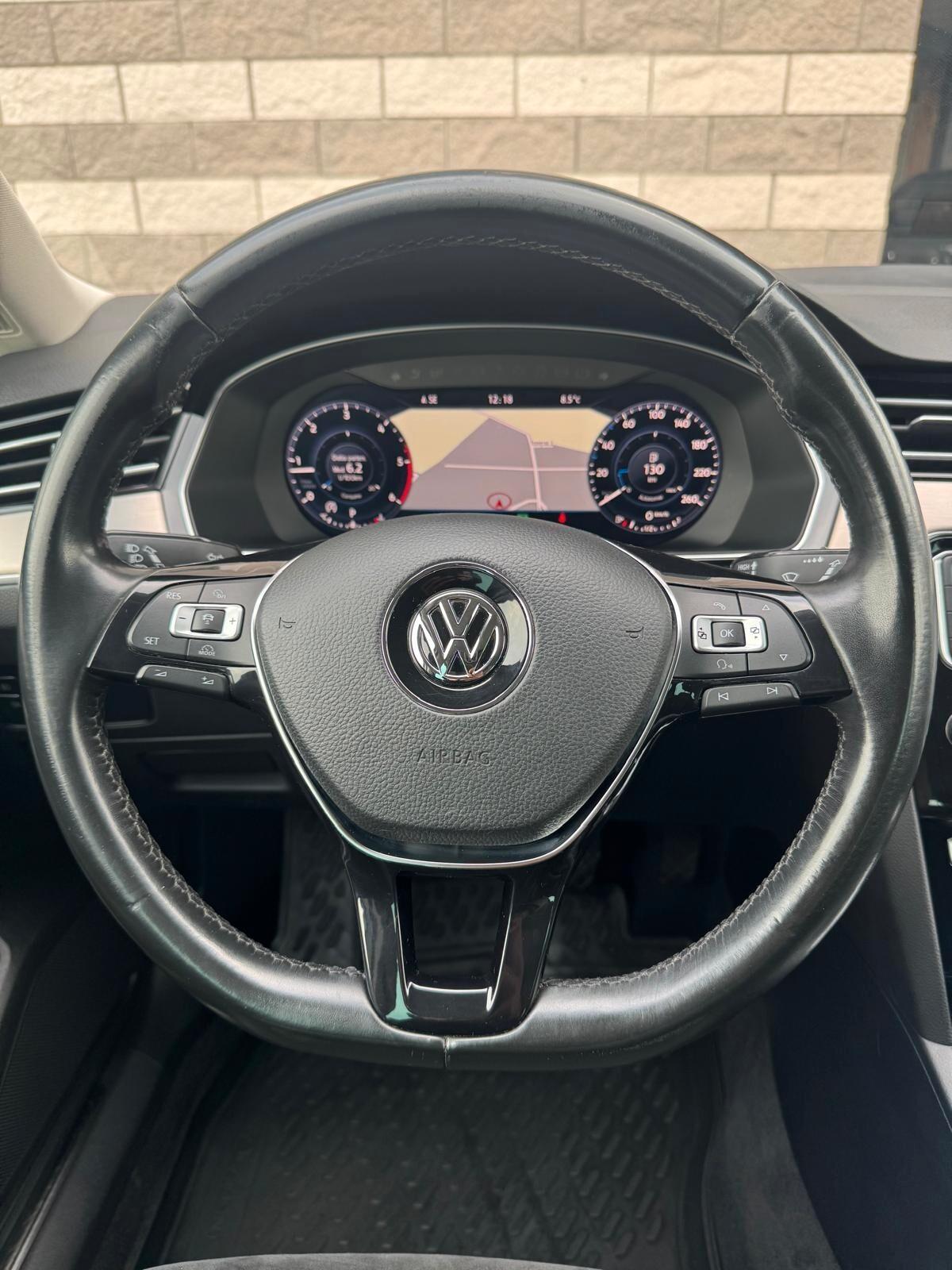 Volkswagen Passat Variant 2.0 TDI DSG Executive BlueMotion Tech.