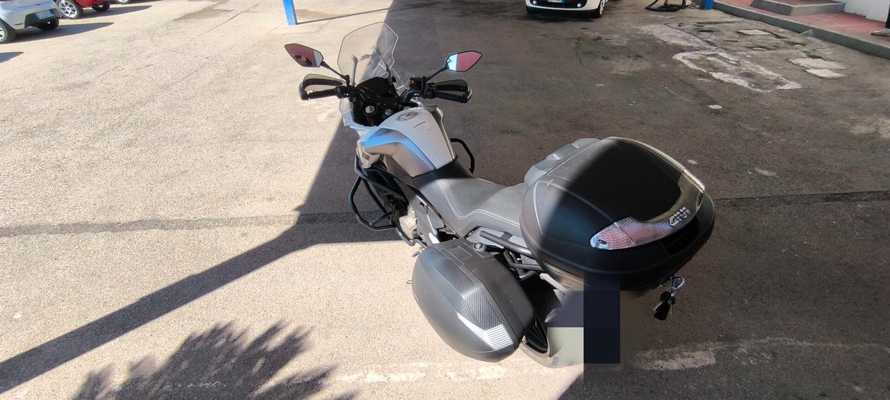 Cf Moto 650 MT anno 2023