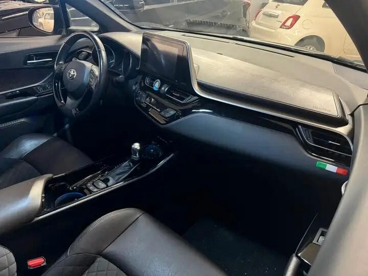 Toyota C-HR 1.8 Hybrid E-CVT Lounge