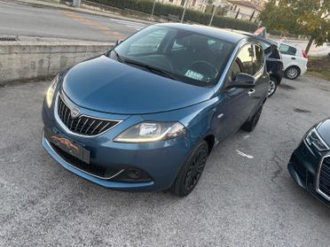 Lancia Ypsilon 1.0 FireFly 5 porte S&S Hybrid UnYca