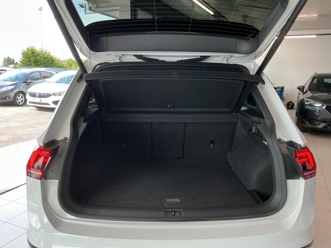 Volkswagen Tiguan 2.0 Diesel R-Line Cambio Automatico 4x4
