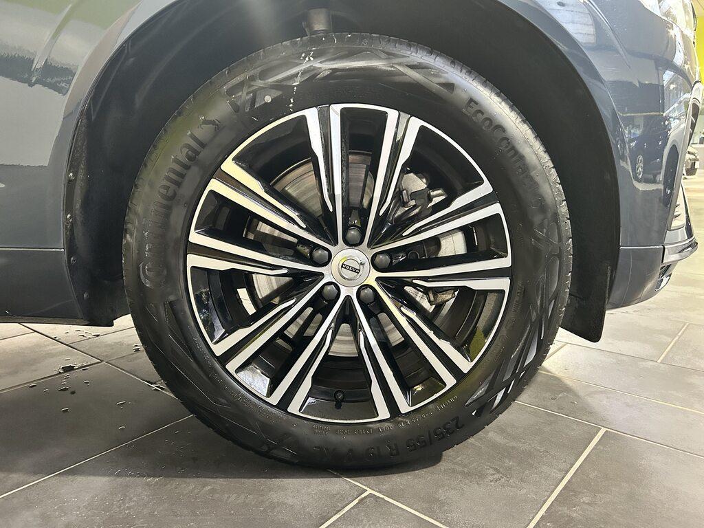 Volvo XC60 2.0 B4 Inscription AWD Auto