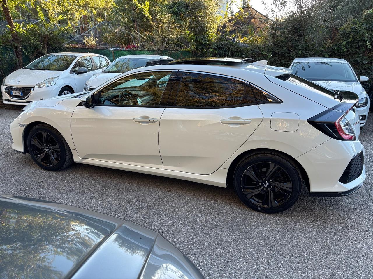 Honda Civic 1.6 5 porte Executive Premium