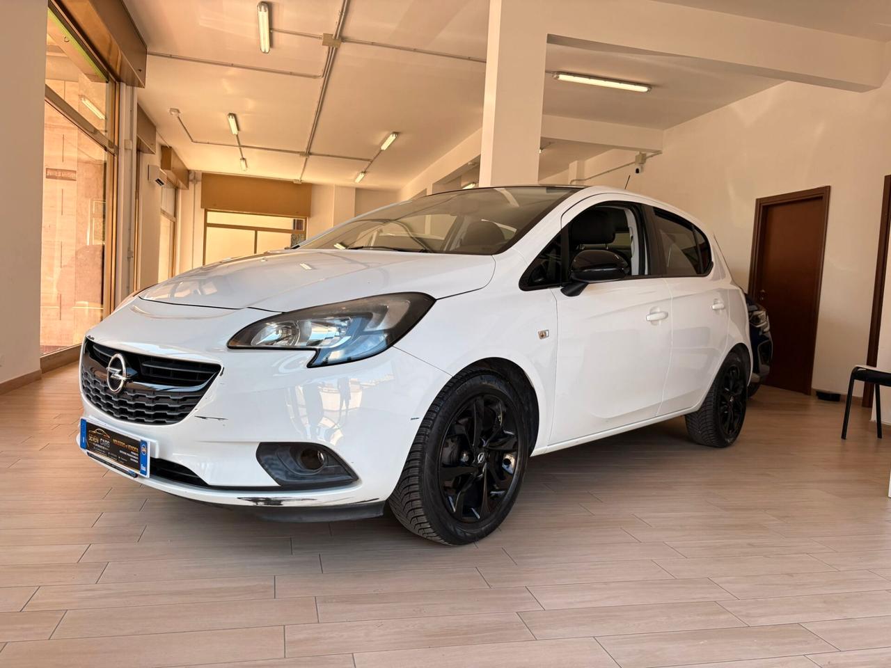 Opel Corsa 1.4 90CV GPL Tech 5 porte b-Color