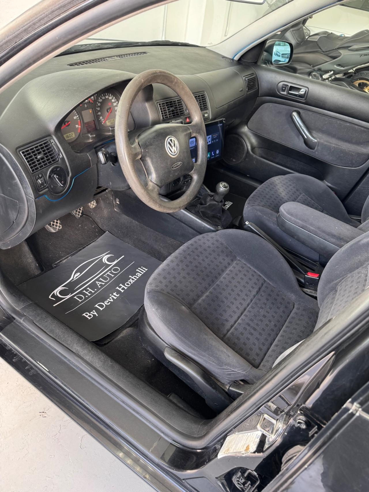 Volkswagen Golf 1.6 cat 5 porte