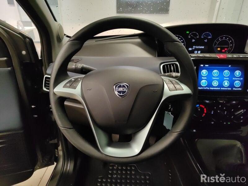 Lancia Ypsilon 1.0 FireFly 5 porte S&S Hybrid Platino