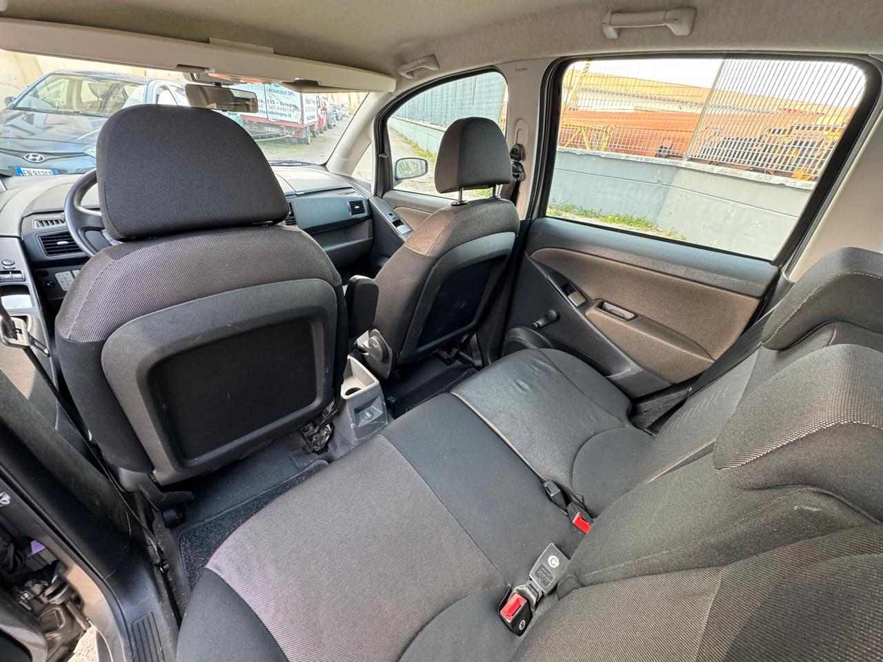 Fiat Idea 1.4 16V Black Motion