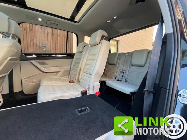 VOLKSWAGEN Touran 2.0 TDI 190 CV DSG Executive 7 Posti