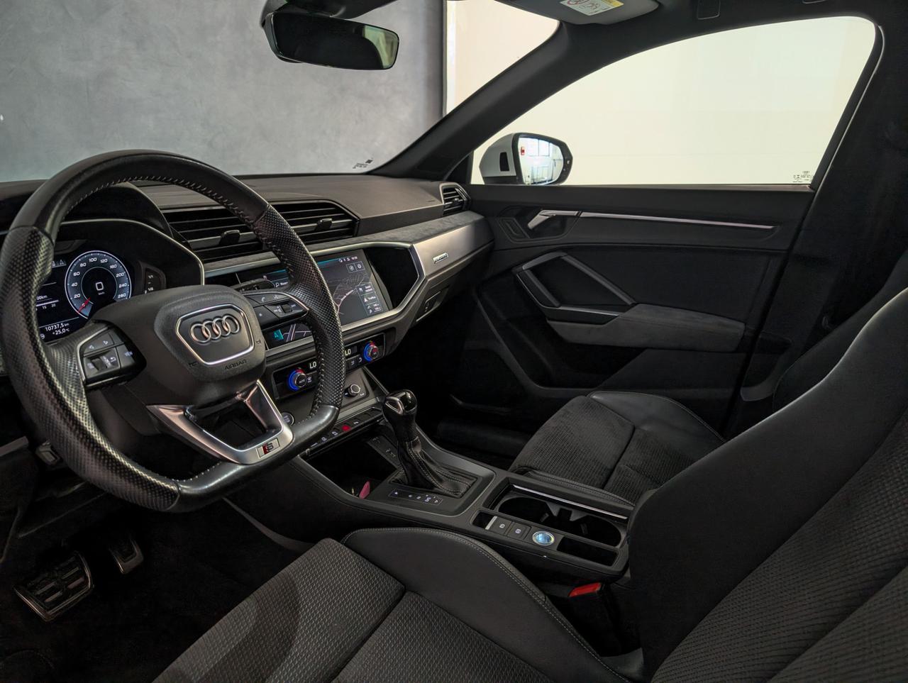 Audi Q3 45 TFSI quattro S-tronic S line