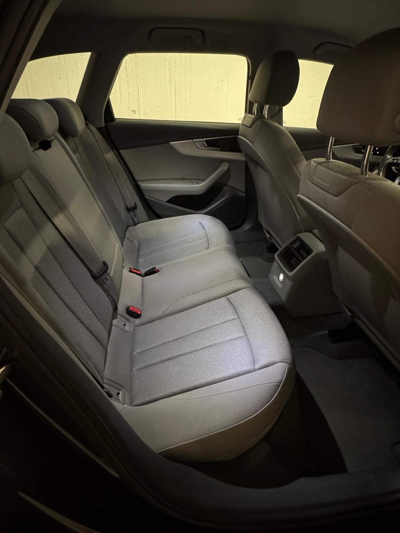 Audi A4 2.0 TDI 190 CV S tronic Business Sport