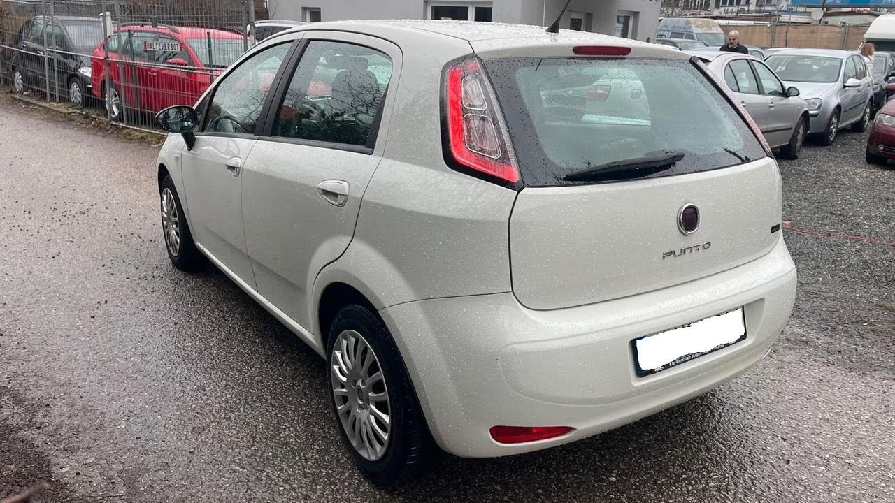 Fiat Punto 1.4 S&S 8V 5 porte Pop CLIMA