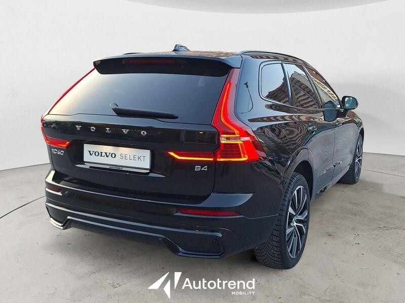 Volvo XC60 B4 197+14 CV Automatico Mild Hybrid Diesel Plus Dark