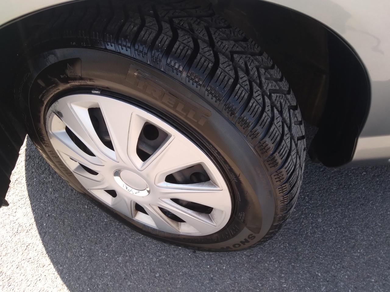 Honda Jazz 1.4 i-DSi 5p. LS Appeal x neopatentati