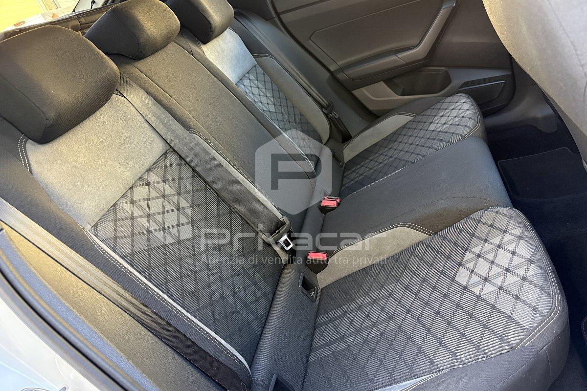 VOLKSWAGEN Taigo 1.5 TSI ACT 150 CV DSG R-Line