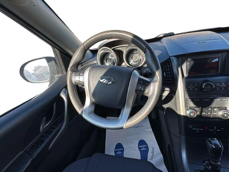 Mahindra XUV500 XUV500 2.2 16v W10 fwd