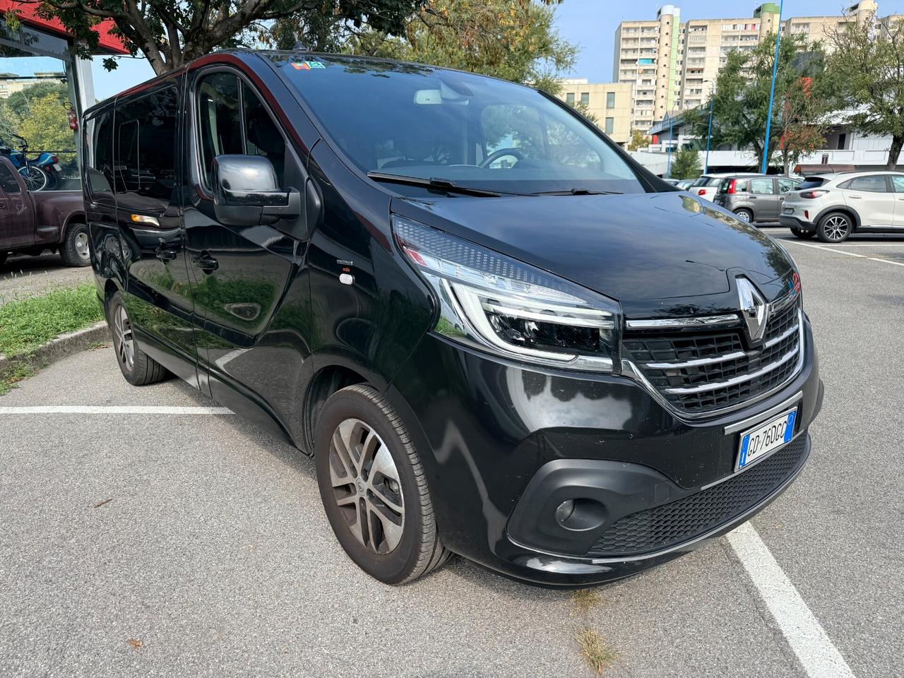 Renault Trafic T29 2.0 dCi 170CV EDC PC-TN SpaceClass Energy 7 POSTI Automatico + IVA