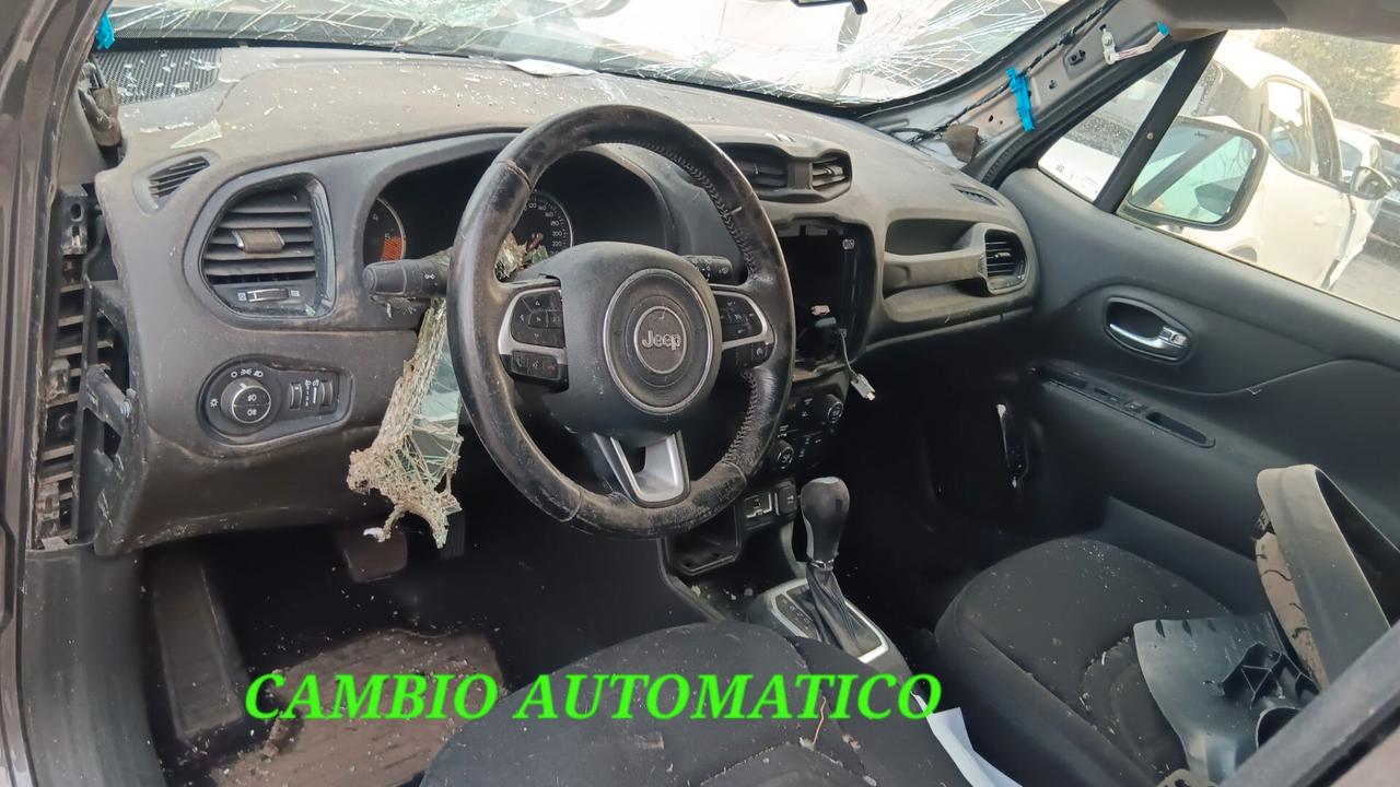 Jeep Renegade incidentata sinistrata mondialcars 12.020