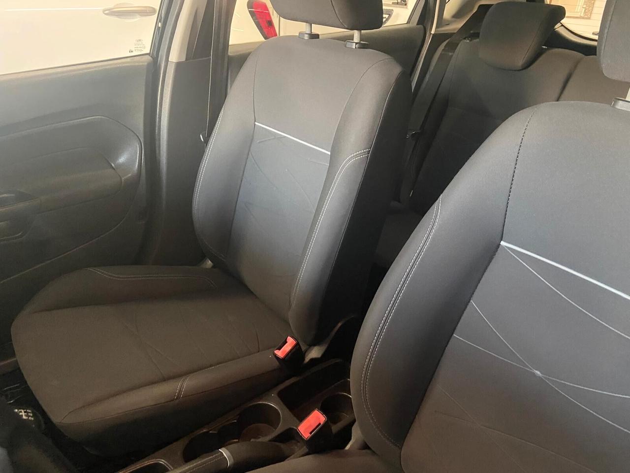 Ford Fiesta 1.5 TDCi 75CV 5 porte Titanium